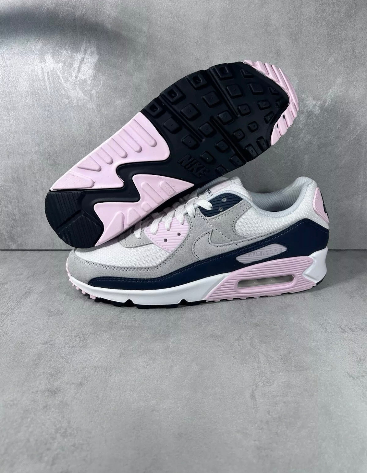 Nike Air Max 90 | Pink Foam Navy | Size UK 10.5