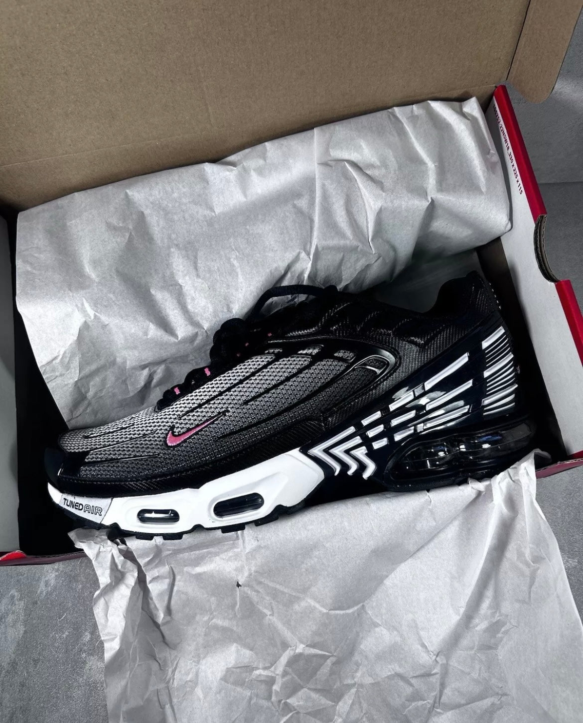 Nike Air Max Plus TN 3 | Sunset Pulse Black White Pink
