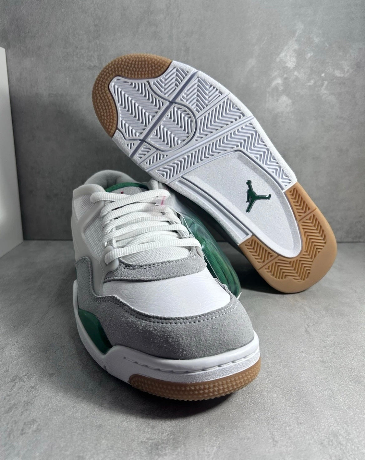 Nike Air Jordan 4 RM | White Pine Green Grey | Size UK 9 / EU 44