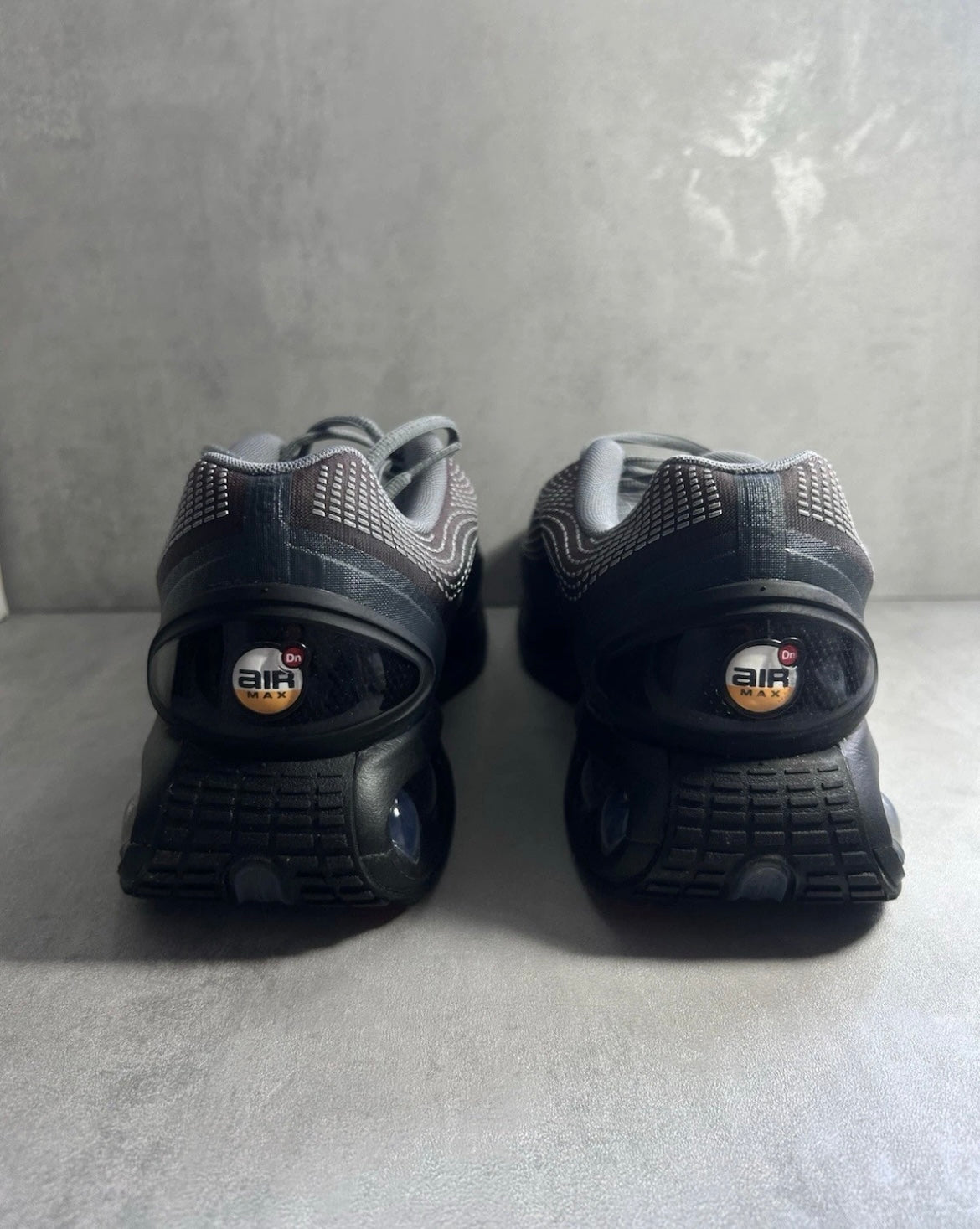 Nike Air Max DN | Anthracite Photon Dust