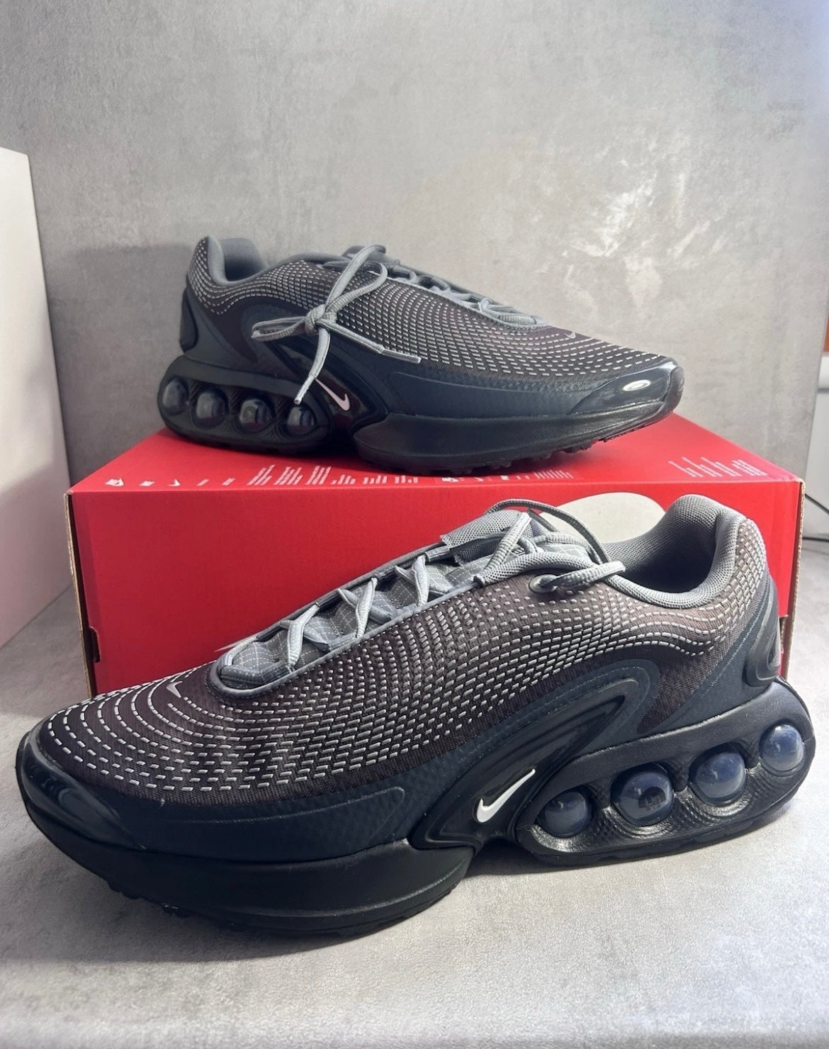 Nike Air Max DN | Anthracite Photon Dust