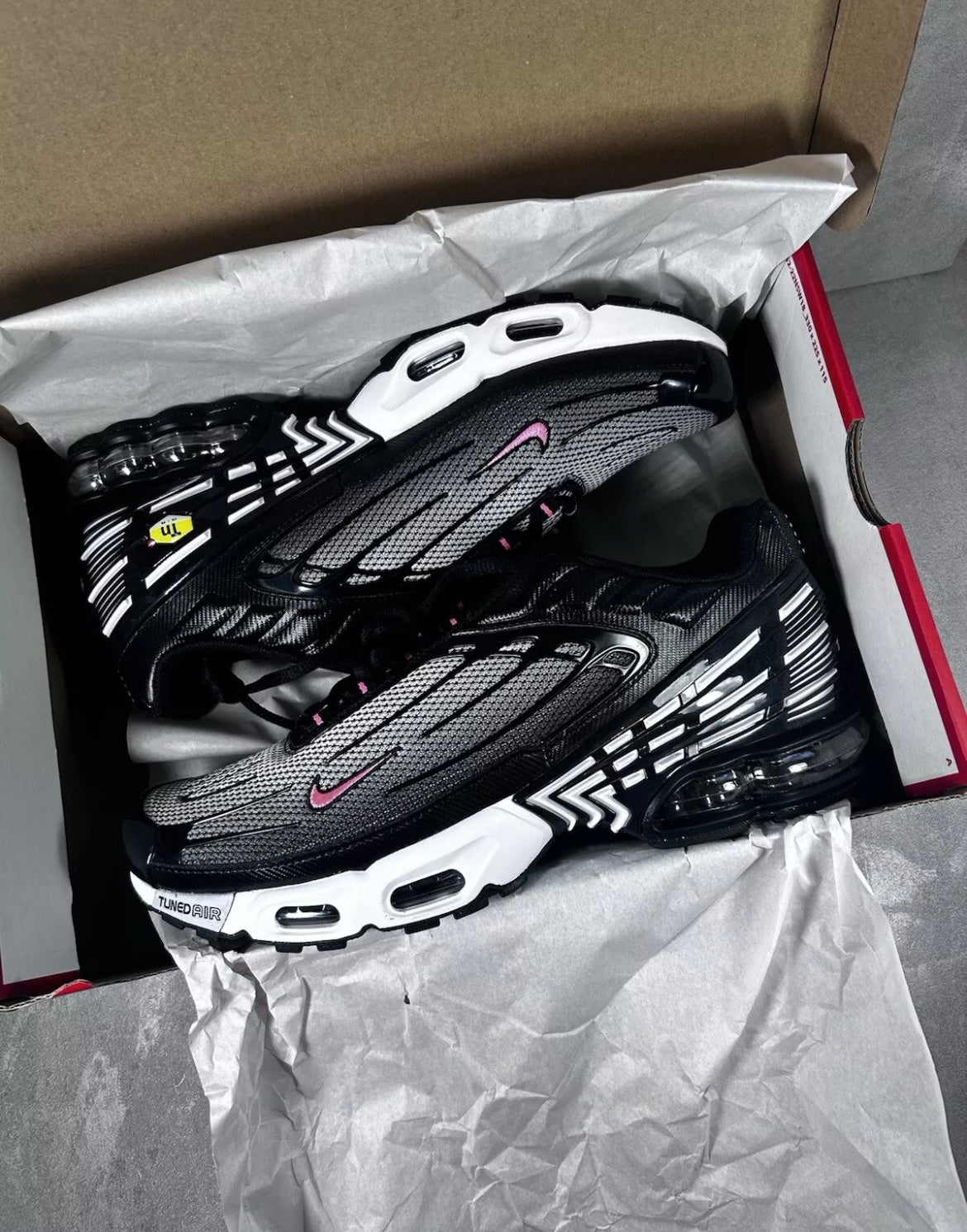 Nike Air Max Plus TN 3 | Sunset Pulse Black White Pink
