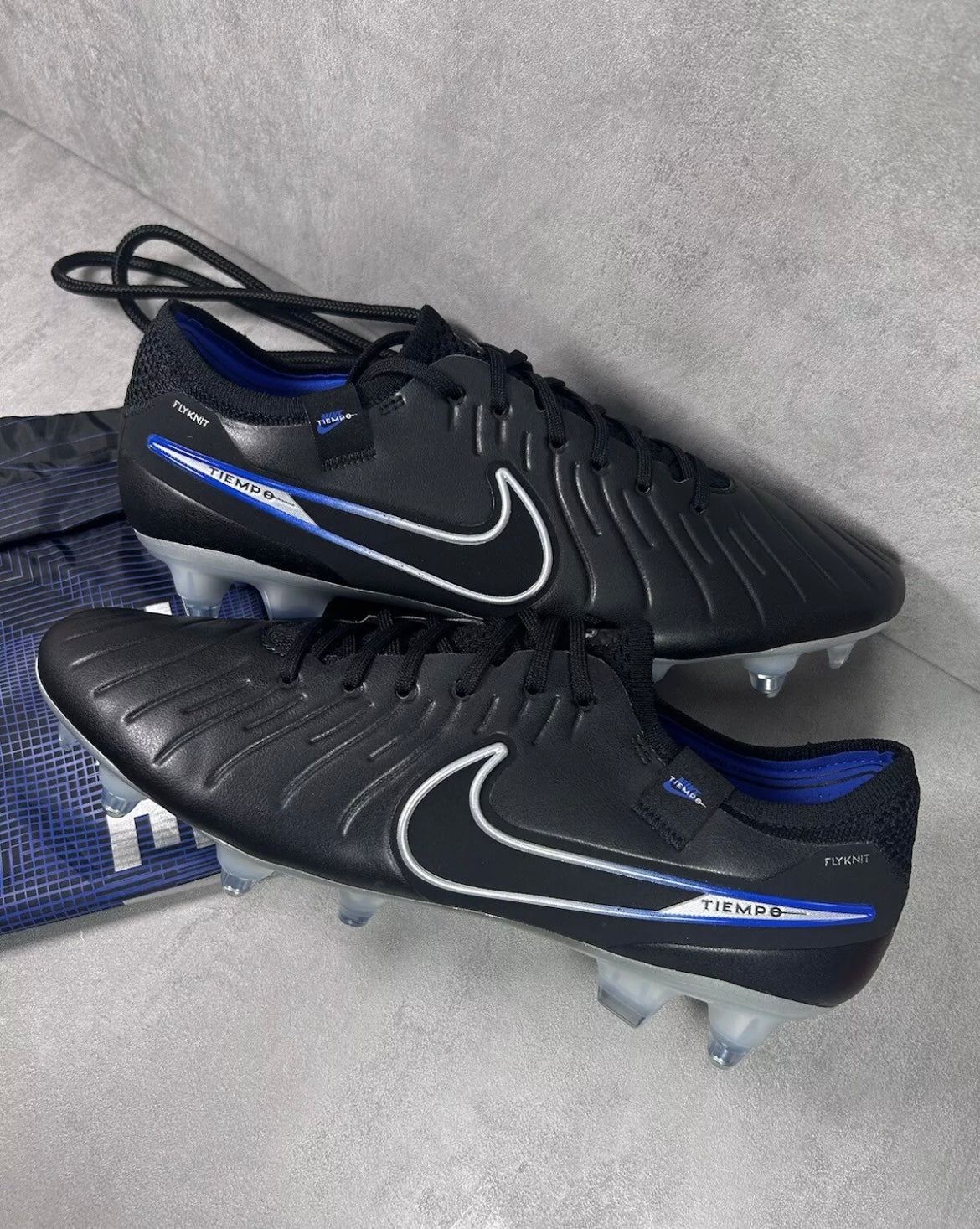Nike Tiempo Legend 10 Elite Soft Ground AC | Black Blue
