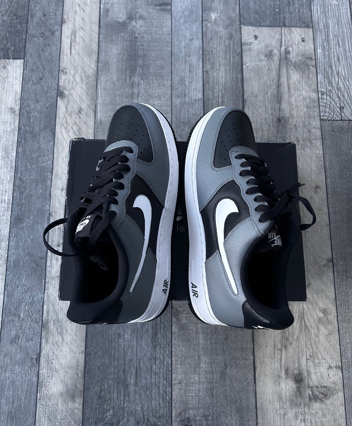Nike Air Force 1 ‘07 LV8 Black Smoke Grey Trainers
