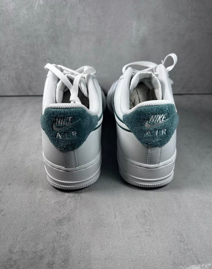 Nike Air Force 1 ‘07 LV8 Resort & Sport |Size UK 10 / EU 45