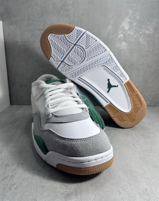 Nike Air Jordan 4 RM | White Pine Green Grey | Size UK 9 / EU 44