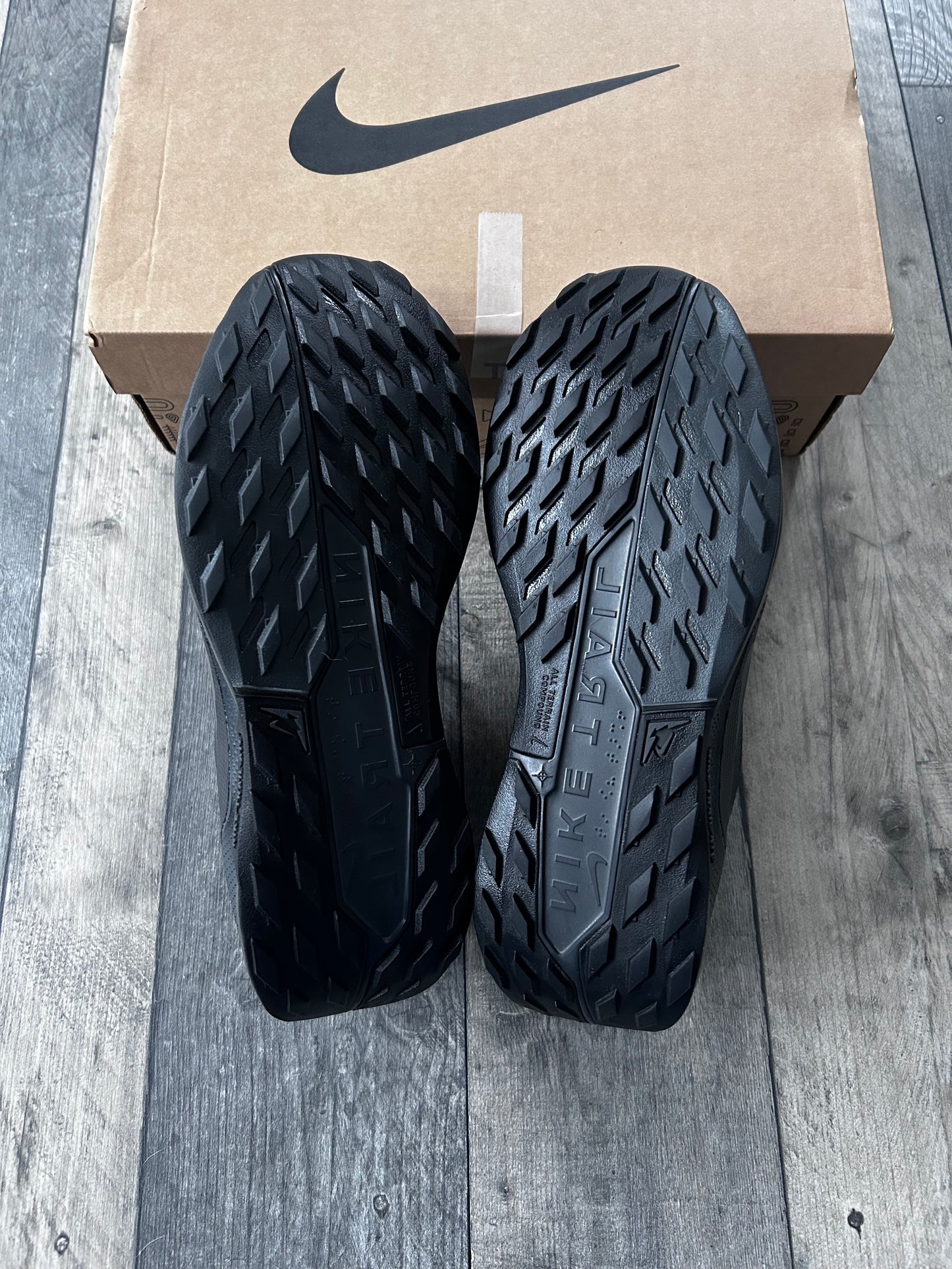 Nike Pegasus Trail 5 GTX Triple Black Waterproof Trail Shoes - UK 9