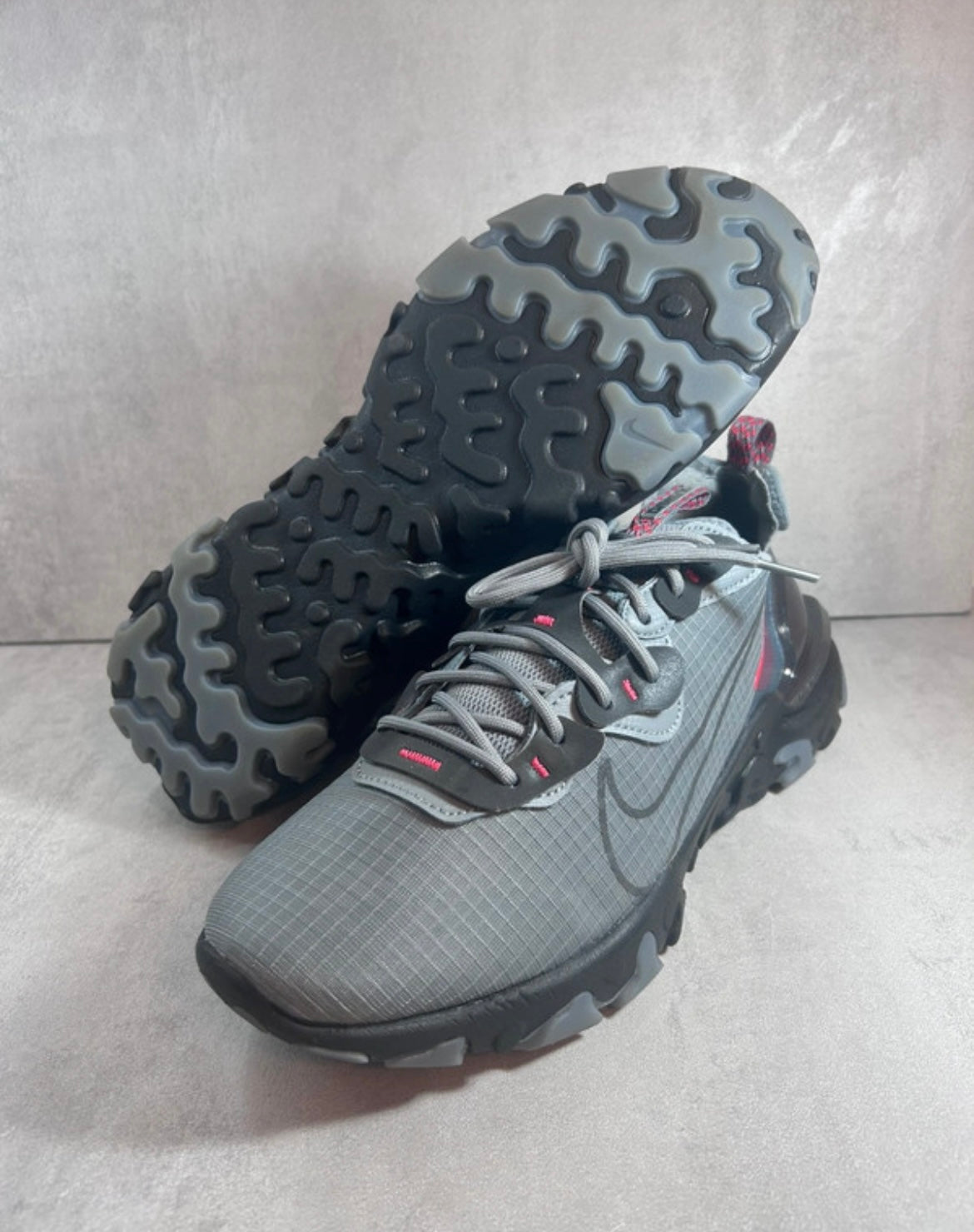 Nike React Vision | Anthracite Grey Red | Size UK 9 / EU 44