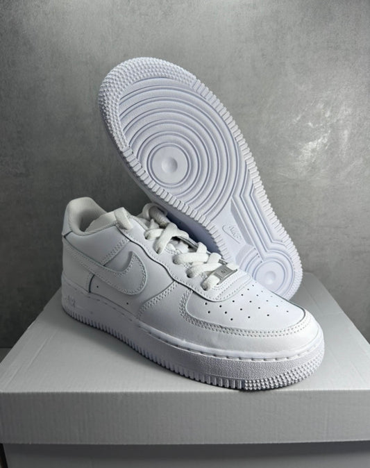 Nike Air Force 1 (GS) | Triple White | RRP £120