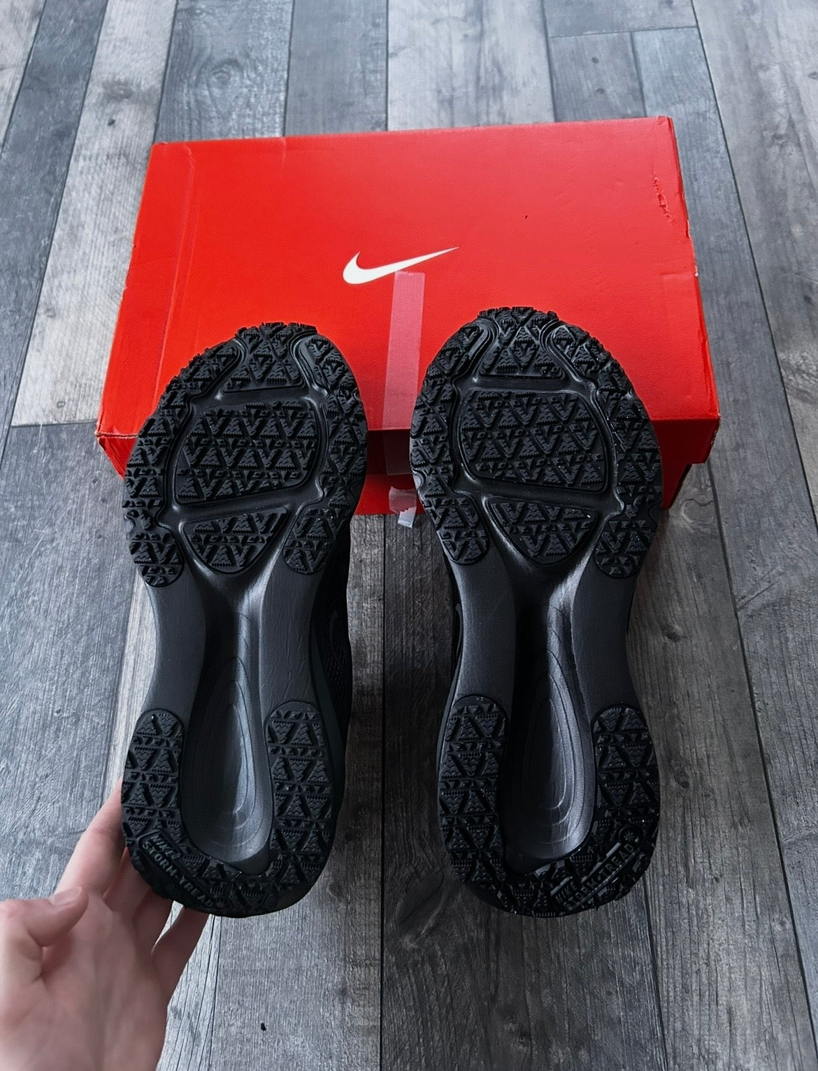 Nike Vomero 18 GTX Waterproof Running Shoes Triple Black